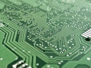 The Benefits and Risks Of Big Data
